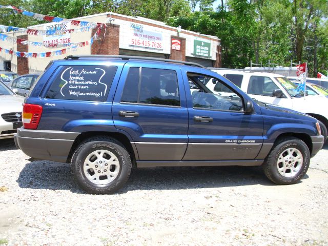 Jeep Grand Cherokee 2001 photo 2