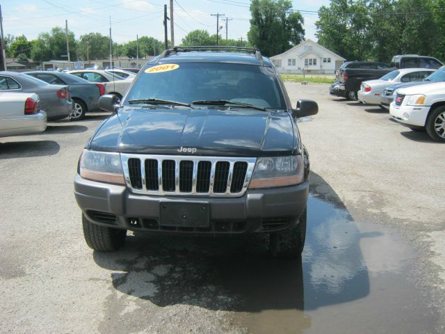 Jeep Grand Cherokee 2001 photo 3