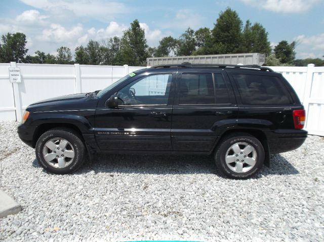 Jeep Grand Cherokee 2001 photo 2