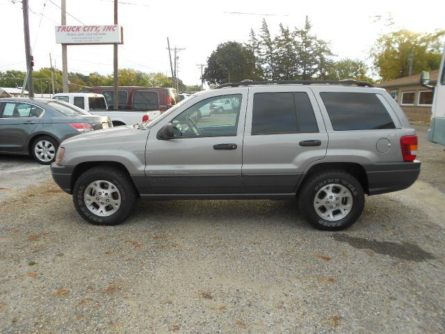 Jeep Grand Cherokee 2001 photo 1