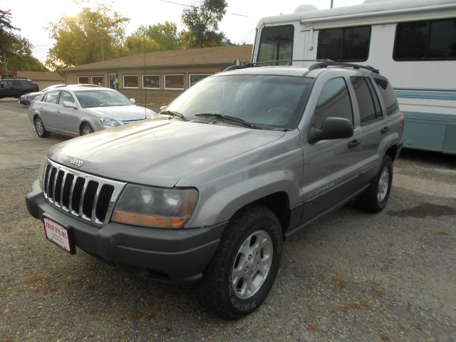 Jeep Grand Cherokee 2001 photo 2