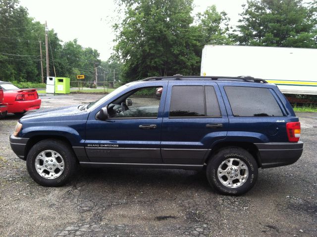 Jeep Grand Cherokee 2001 photo 3