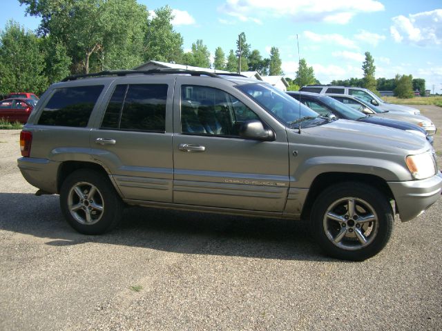 Jeep Grand Cherokee 2001 photo 2