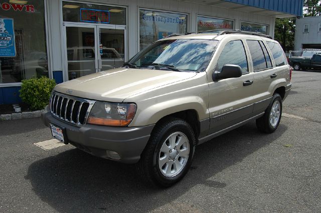 Jeep Grand Cherokee 2001 photo 1