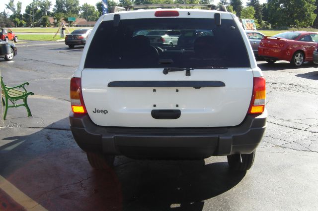 Jeep Grand Cherokee 2001 photo 3