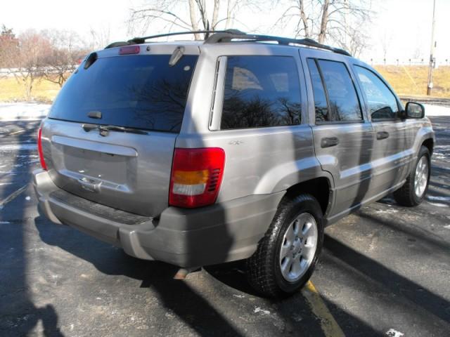 Jeep Grand Cherokee 2001 photo 2