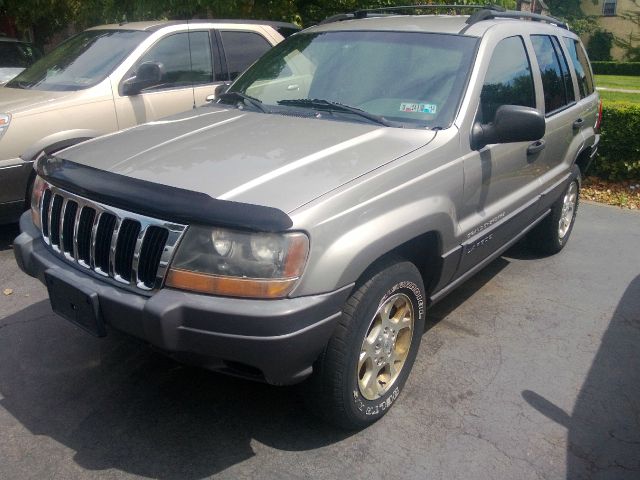 Jeep Grand Cherokee 2001 photo 1