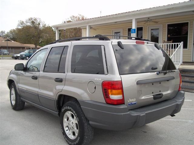 Jeep Grand Cherokee 2001 photo 2