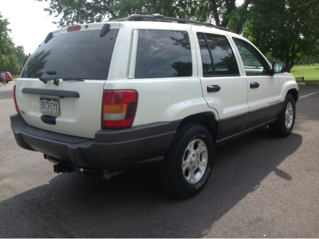 Jeep Grand Cherokee 2001 photo 1