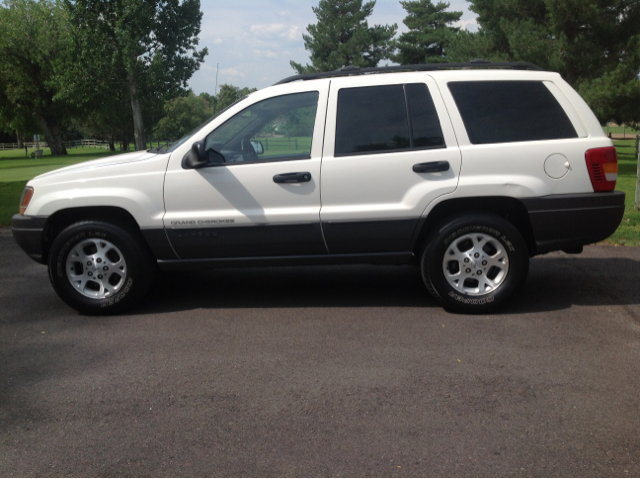 Jeep Grand Cherokee 2001 photo 3