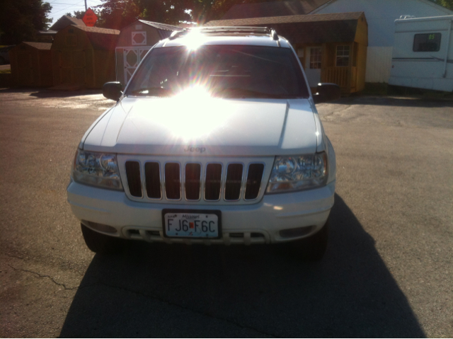 Jeep Grand Cherokee 2001 photo 4