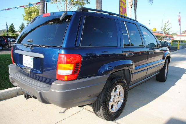 Jeep Grand Cherokee 2001 photo 2