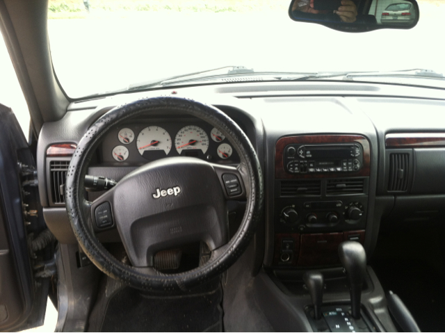 Jeep Grand Cherokee 2001 photo 1