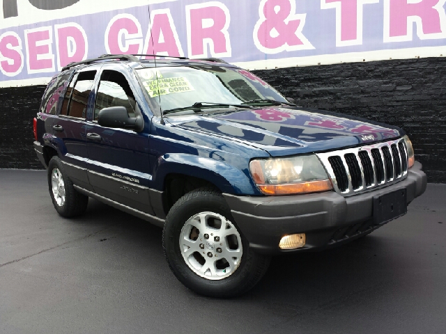 Jeep Grand Cherokee 2001 photo 2