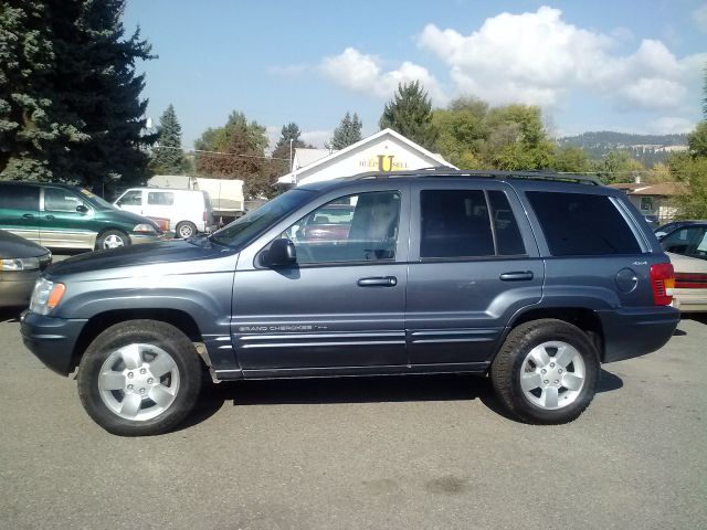 Jeep Grand Cherokee 2001 photo 2