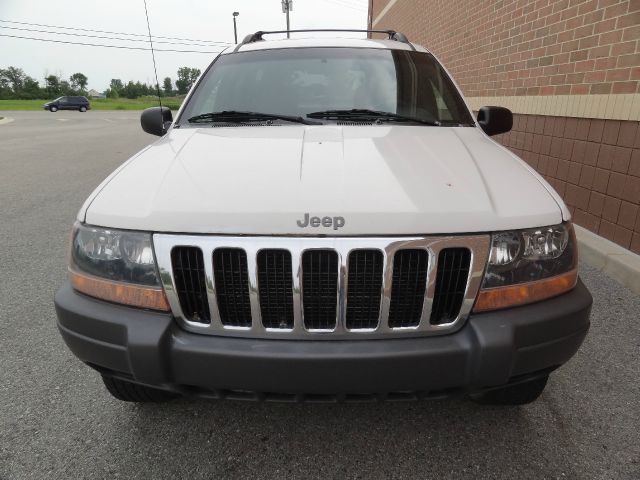 Jeep Grand Cherokee 2001 photo 1