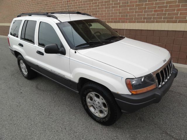 Jeep Grand Cherokee 2001 photo 2