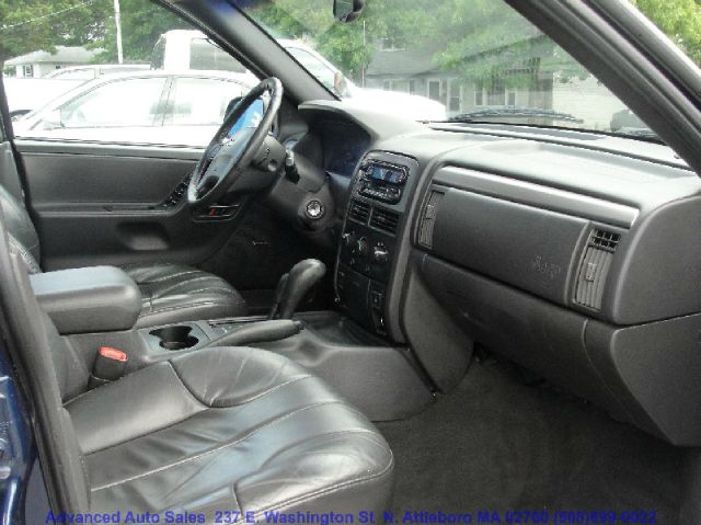 Jeep Grand Cherokee 2001 photo 1