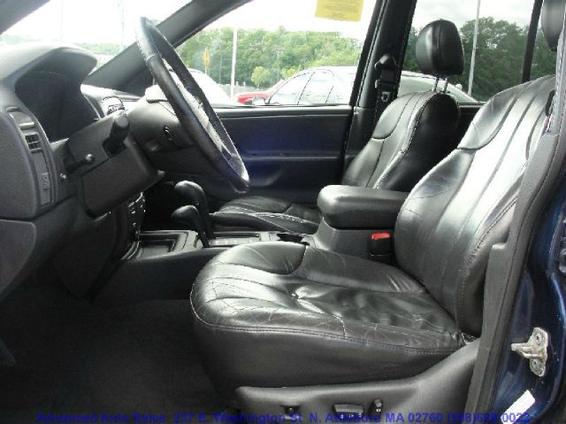 Jeep Grand Cherokee 2001 photo 4