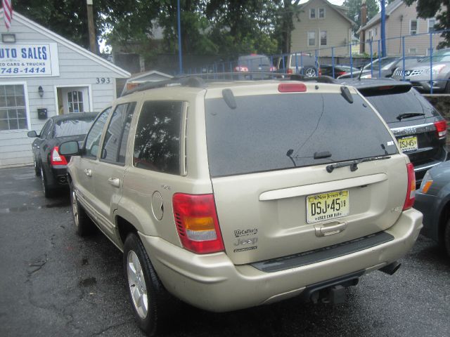 Jeep Grand Cherokee Super SUV