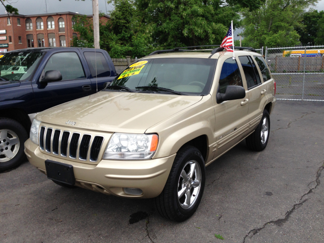 Jeep Grand Cherokee 2001 photo 2