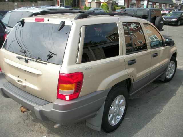 Jeep Grand Cherokee 2001 photo 1