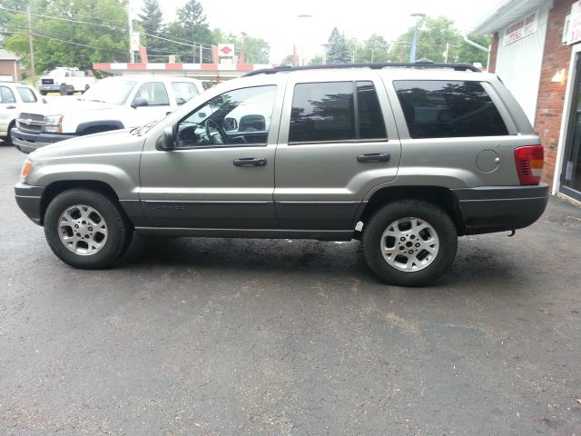 Jeep Grand Cherokee 2001 photo 3