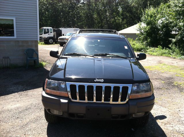 Jeep Grand Cherokee 2001 photo 2