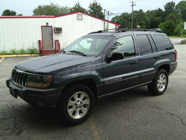 Jeep Grand Cherokee 2001 photo 1