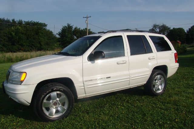 Jeep Grand Cherokee 2001 photo 2