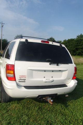 Jeep Grand Cherokee 2001 photo 3