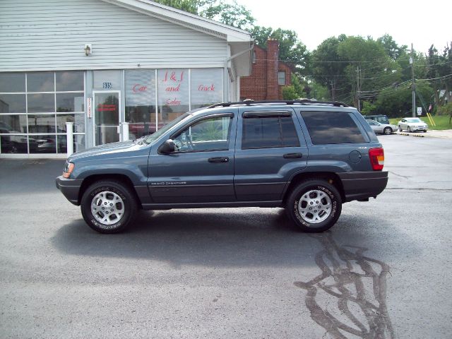 Jeep Grand Cherokee 2001 photo 3