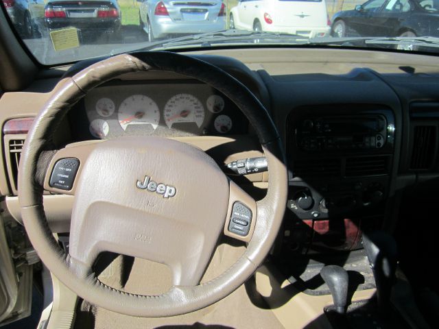 Jeep Grand Cherokee 2001 photo 1