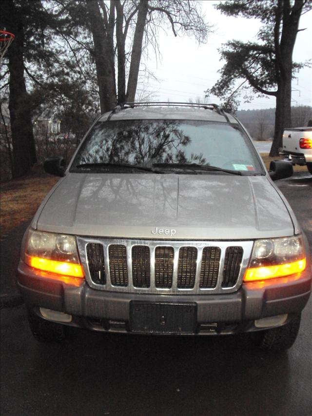 Jeep Grand Cherokee 2001 photo 1