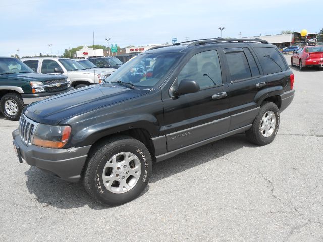 Jeep Grand Cherokee 2001 photo 3