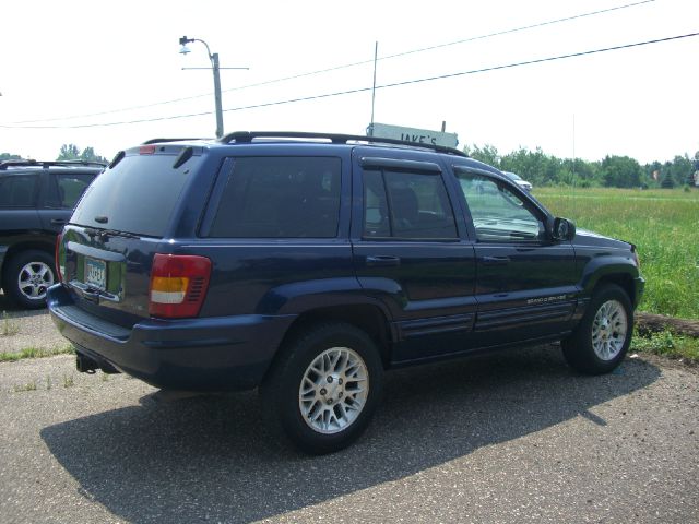 Jeep Grand Cherokee Super SUV