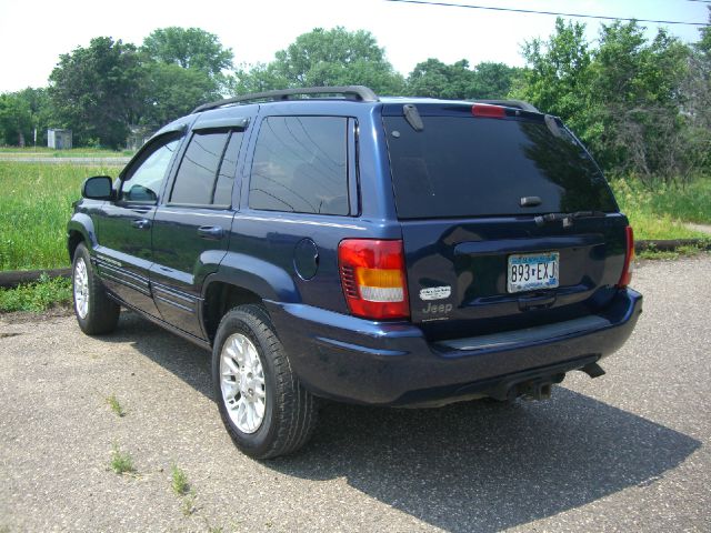 Jeep Grand Cherokee 2002 photo 2