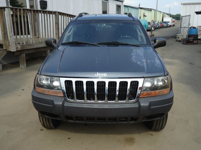 Jeep Grand Cherokee 2002 photo 3