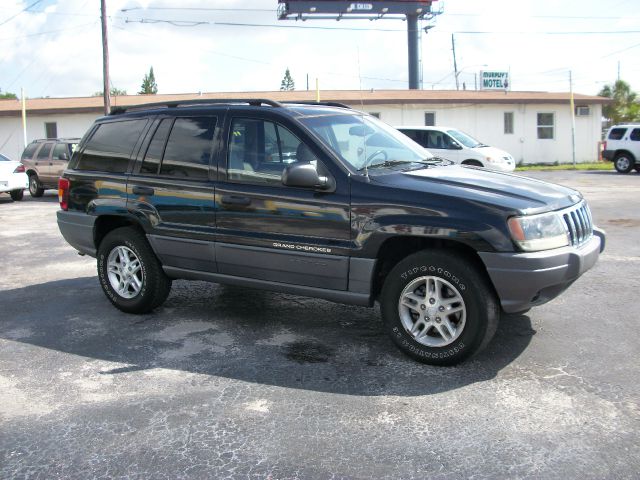 Jeep Grand Cherokee 2002 photo 2