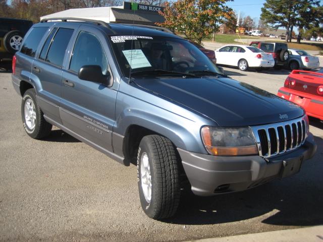 Jeep Grand Cherokee 2002 photo 3