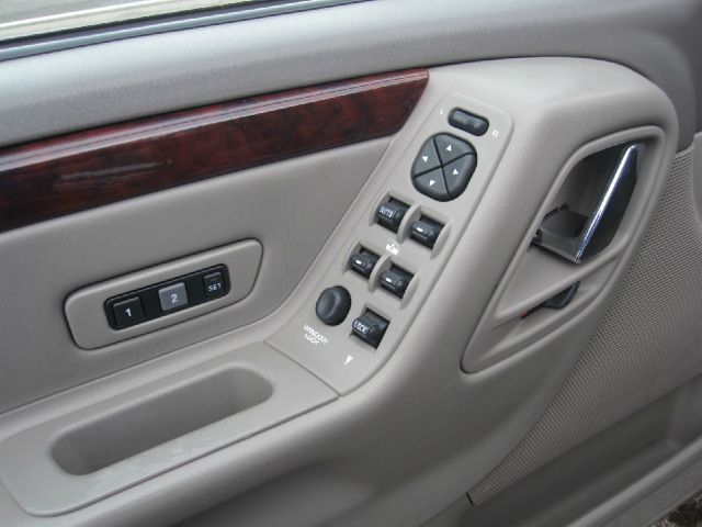 Jeep Grand Cherokee 2002 photo 13