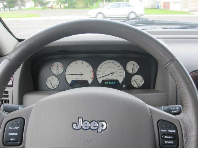 Jeep Grand Cherokee 2002 photo 6