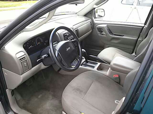 Jeep Grand Cherokee 2002 photo 2