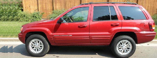 Jeep Grand Cherokee 2002 photo 1