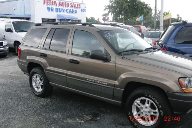 Jeep Grand Cherokee 2002 photo 3