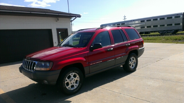 Jeep Grand Cherokee 2002 photo 1