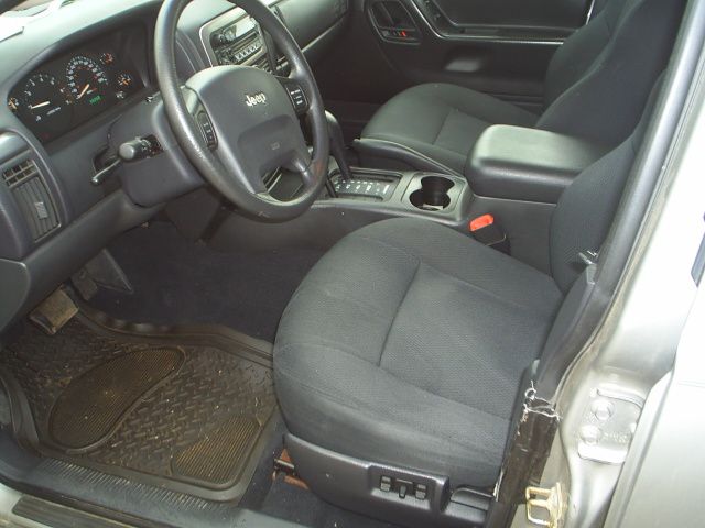 Jeep Grand Cherokee 2002 photo 3