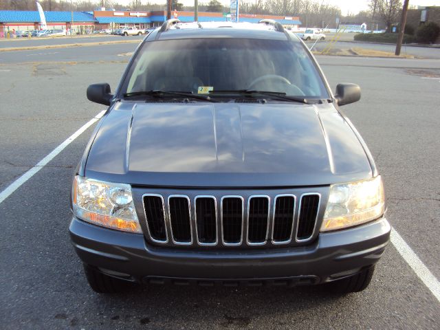 Jeep Grand Cherokee 2002 photo 2