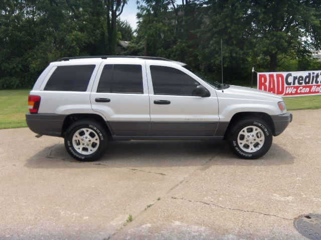 Jeep Grand Cherokee 2002 photo 39