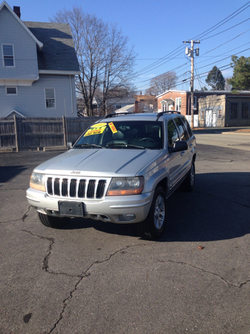 Jeep Grand Cherokee 2002 photo 1